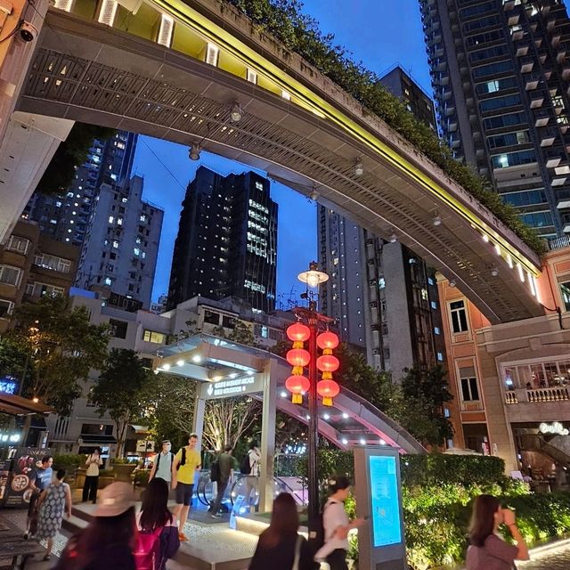 Night Tour in Hong Kong's Central District