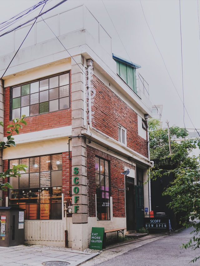 首爾 西村散策 偶遇英式紅磚牆小店 手工烘焙愛好者別錯過