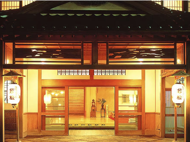 Yunokawa Onsen in Hakodate includes day onsen places and a monkey hot spring!