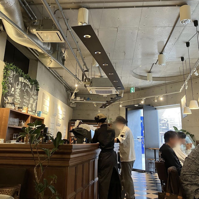 【難波】ケーキ屋さんのケーキが食べられる難波のカフェ🍰