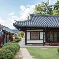 고요하고 시원한 산책길