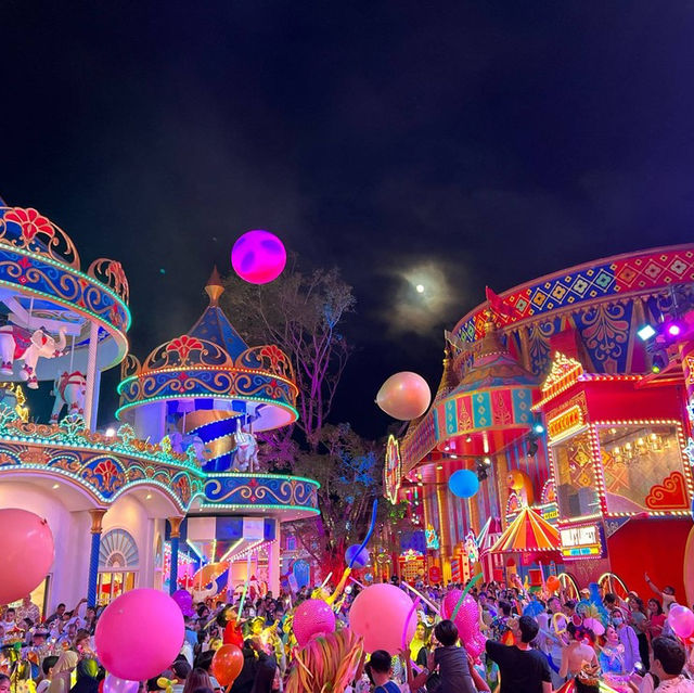 Dinner and a show 