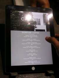 Cabinet cafe & studio 