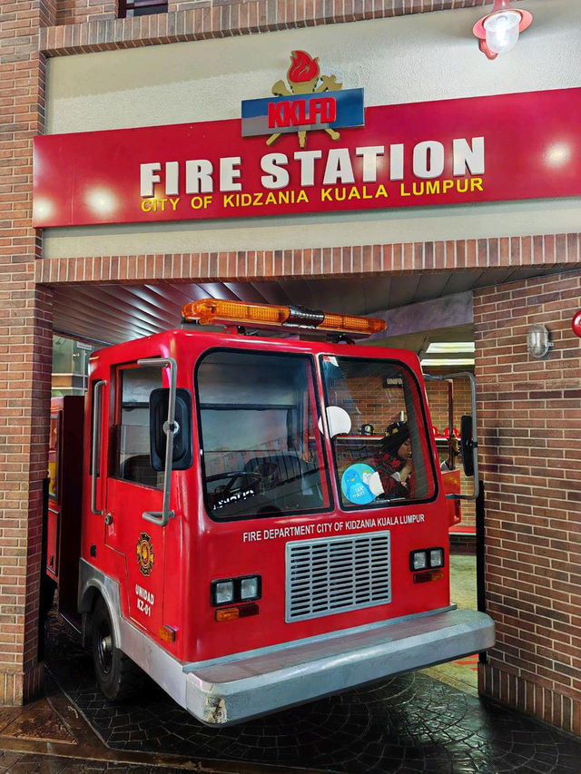 吉隆坡親子必去職業體驗Kidzania 