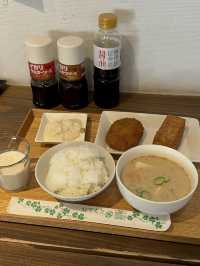 土日祝は行列必須！お豆腐屋さんの朝食