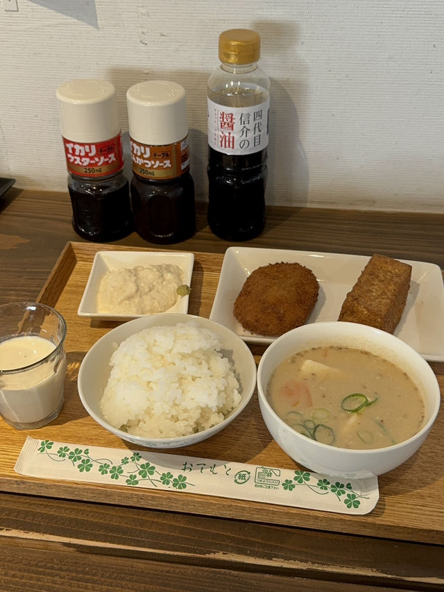 土日祝は行列必須！お豆腐屋さんの朝食