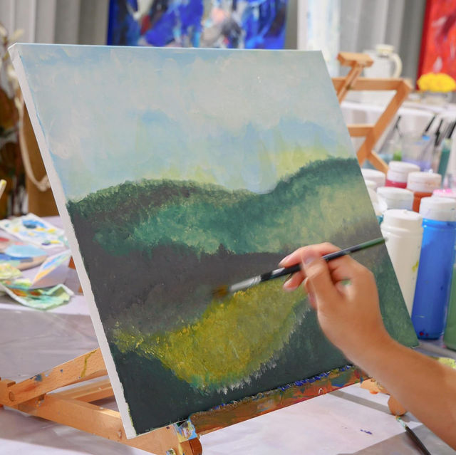 ไปวาดรูปฮีลใจกับคลาส Acrylic Painting Class 🎈🧡
