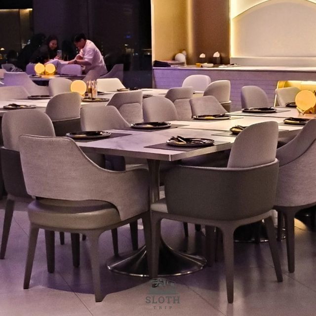 🥂 The Sky 32 Restaurant