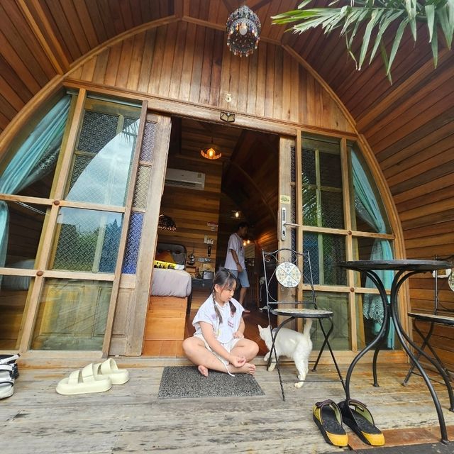 ปลายพู่ หน้าฝน