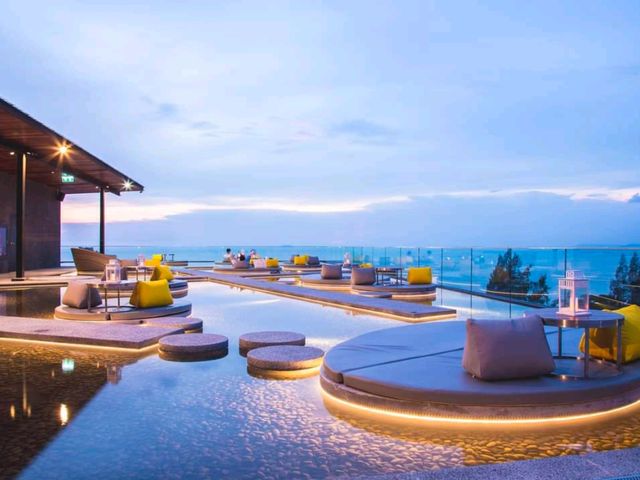 Over The Moon Sky Lounge