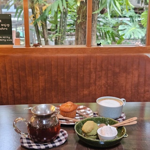 แจกพิกัดคาเฟ่ลับย่านสุขุมวิท