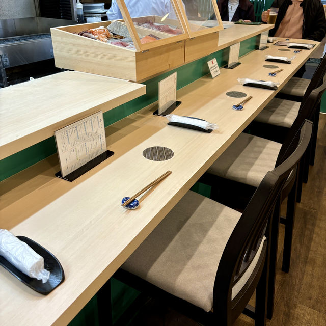 【大阪・鶴橋】1貫から気軽に味わえる本格寿司「鮨MANABU」