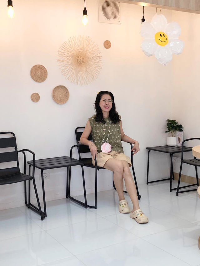 🤩 Moon Food & Coffee MOON café