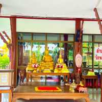 กุฏิไม้โบราณ วัดพานทอง