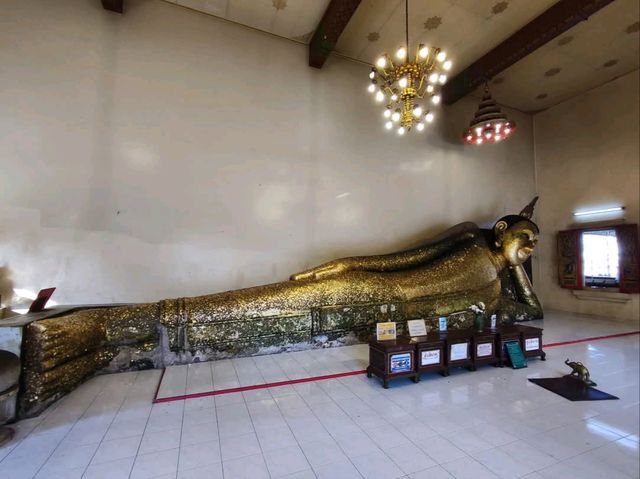 พระพุทธรูปนอนตะแคงซ้าย องค์เดียวในประเทศไทย