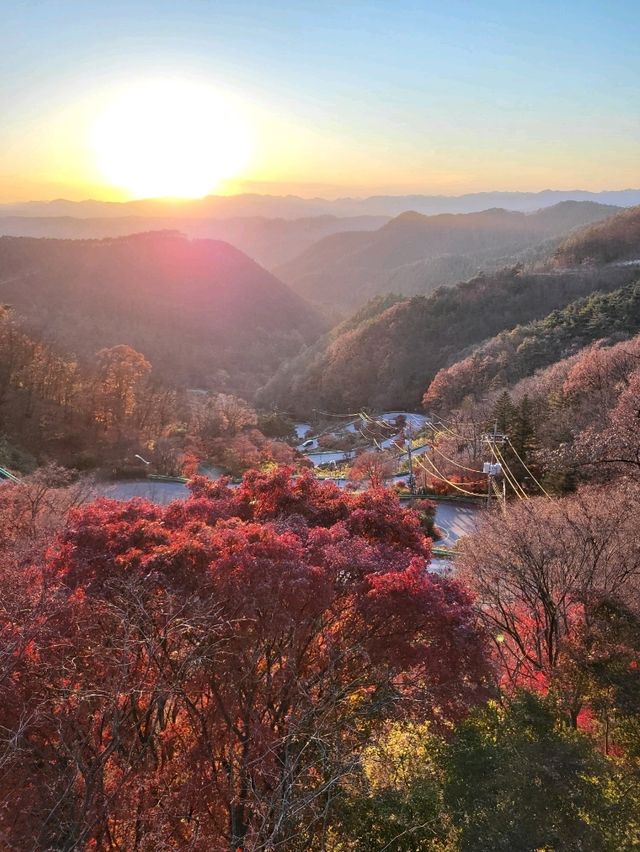 일몰이 아름다운 단풍명소 말티재전망대