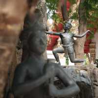 【タイ】涅槃像のある有名な寺院