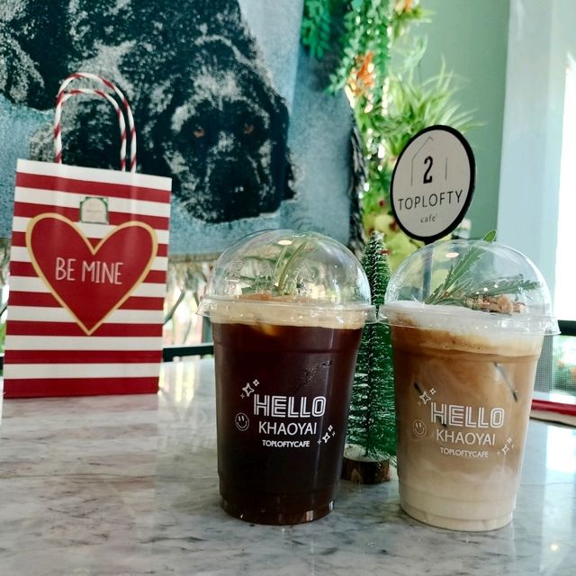 🎅คาเฟ่นั่งชิล Toplofty Cafe เขาใหญ่