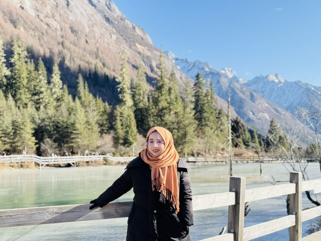 ภูเขาสี่ดรุณี สัมผัสความสวยแห่งเมืองจีน