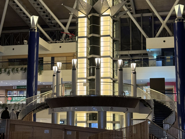 大阪 - 咲洲宇宙塔展望台的感動之旅 🌌