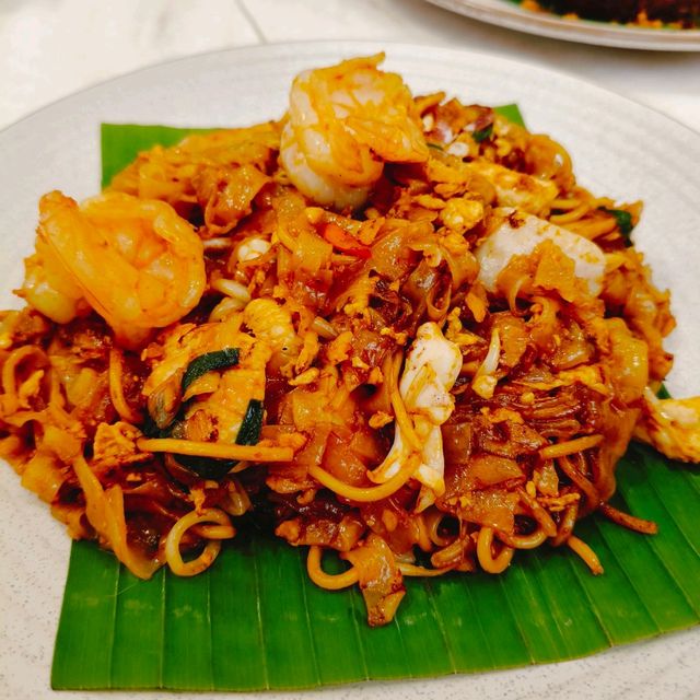 Lets Discover New Shop At Tan Hiok Nee Old Street 