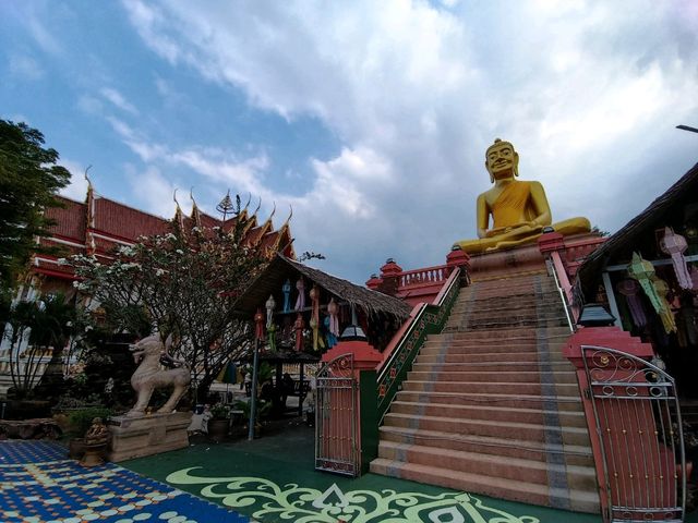 พามาสักการะ พระพุทธสิริสุวรรณภูมิ ในดินแดนทวาราวดี