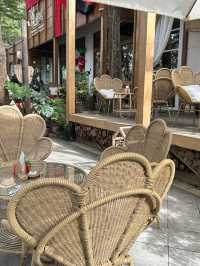 ร้านอาหารกึ่ง คาเฟ่ที่สวยมาก