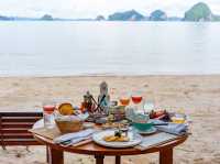 The Tubkaak Krabi รีสอร์ต VIBE ดี บนหาดทับแขก