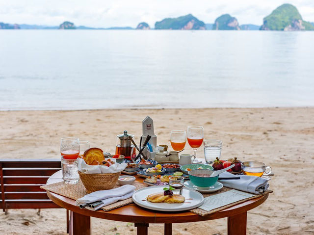The Tubkaak Krabi รีสอร์ต VIBE ดี บนหาดทับแขก