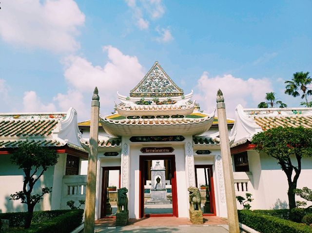 泰國曼谷市中心皇家古跡寺廟景點:Ratcha Orasaram Ratchaworawihan (Chom Thong)，適合拍照📸打卡