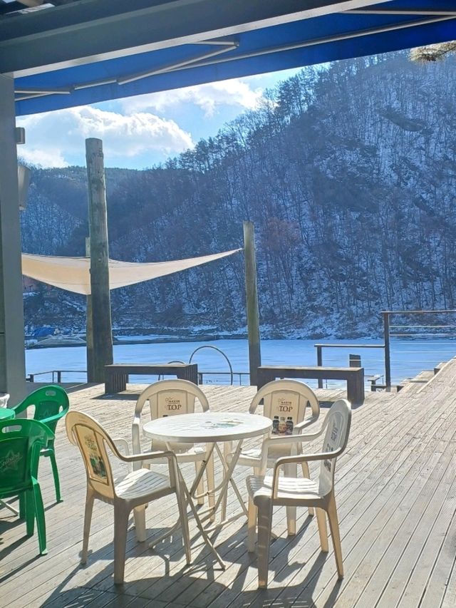 강바람과 함께하는 가벼운 산책
