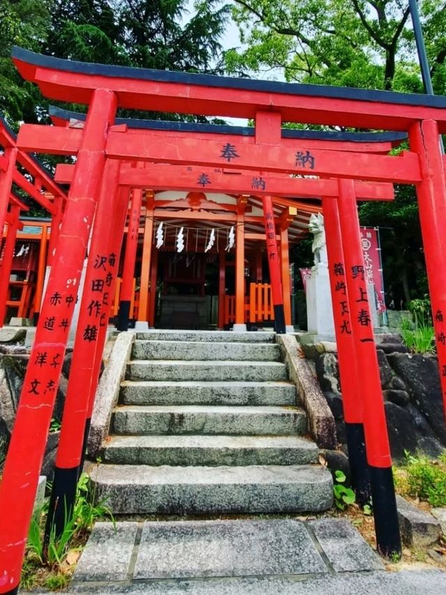 世にも珍しい自転車の神様