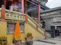 静かな香港を探して青山禅寺