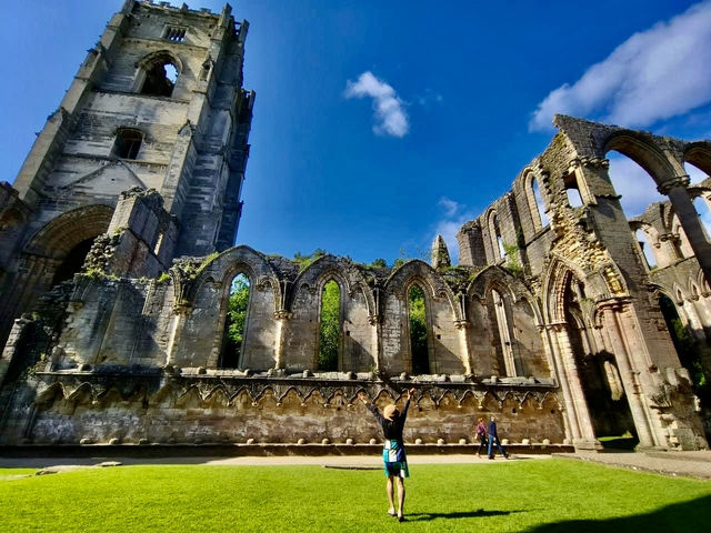 原來殘缺也可以這麼美～噴泉修道院Fountains Abbey