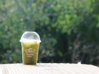 คาเฟ่ริมน้ำ หอมดิน กลิ่นจันทร์