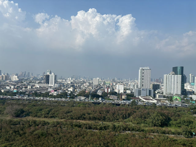 ReviewMercure Makkasan ใกล้ airport link