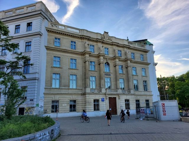 [🇦🇹ウィーン] カールス教会でのオーケストラ演奏 — 音楽と歴史が響き合う特別な夜