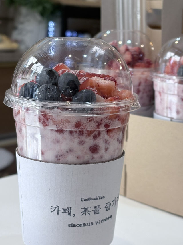 신대방동 골목 안 작은 카페 ‘카페 차를 즐기다’
