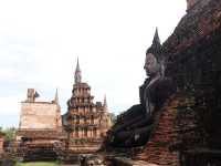 เที่ยวสุโขทัย ปั่นจักรยานชมประวัติศาสตร์