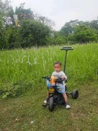 ลานกางเต๊นท์ เล่นน้ำ นครนายก