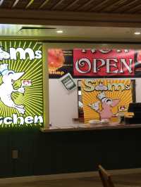 📍 SAMs Kitchen Waikiki Shopping Plaza/ハワイ