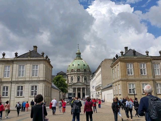 아말리엔보르 성(Amalienborg Palace)