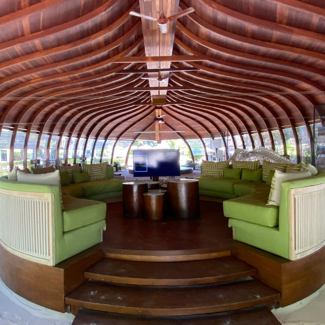 Park Hyatt Maldives Hadahaa: Luxury in Secluded Paradise