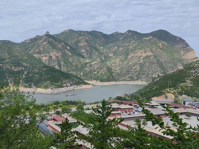 登北嶽恒山 