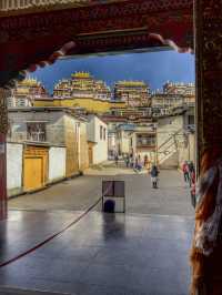 Songzanlin Monastery (松赞林寺): A Spiritual Journey into Shangri-La’s Heart