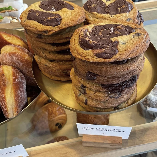 🇦🇺 薪火で焼き上げるパンとペストリーが美味しいベーカリー