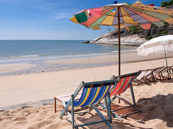 🌊🐘 Hua Hin Weekend Getaway: Beach Bliss, Mountain Views & Royal Charm!