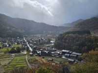 3 siblings in Shirakawago 