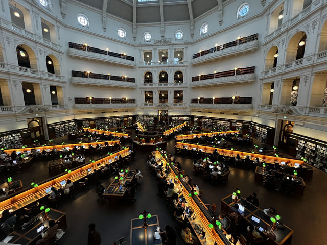 Explore one of the world’s top ranked libraries in Melbourne 
