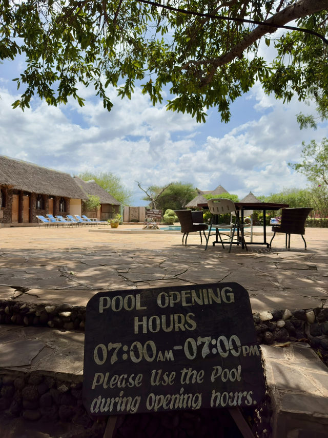 mid range stay in kenya amboseli